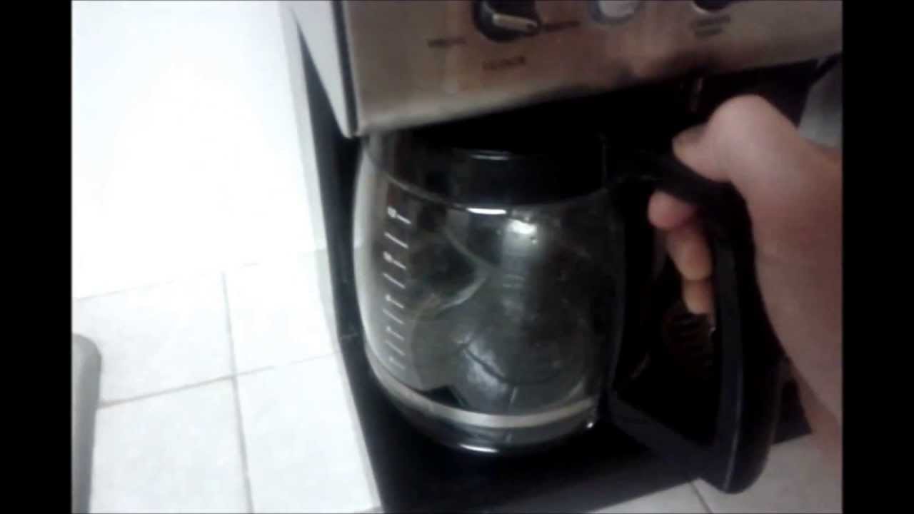 How To Clean A Coffee Maker